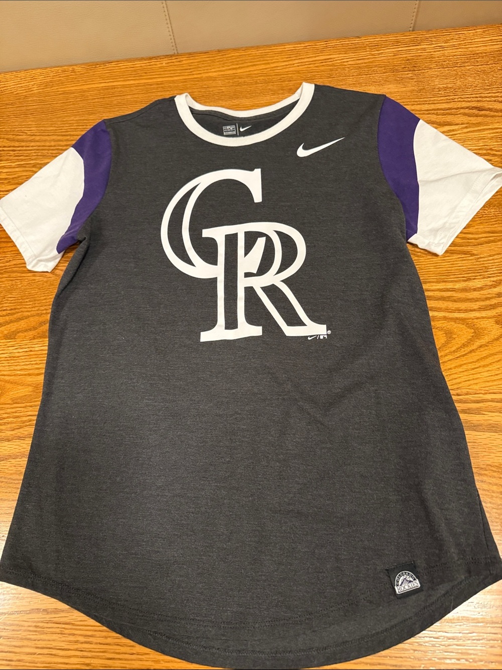 Women’s Nike Colorado Rockies Tee - S